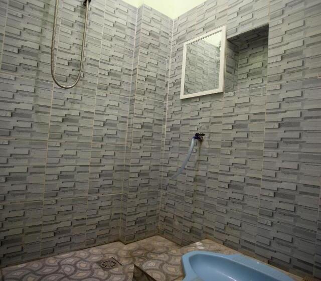 酒店 Spot On 93943 Sakinah Homestay Bromo Syariah