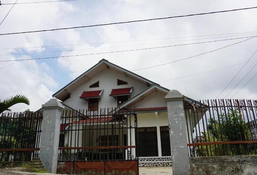 酒店 Spot On 93943 Sakinah Homestay Bromo Syariah