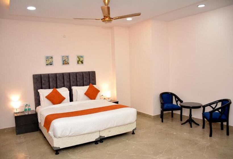 Hotel Mehandipur Residency By Tathaastu