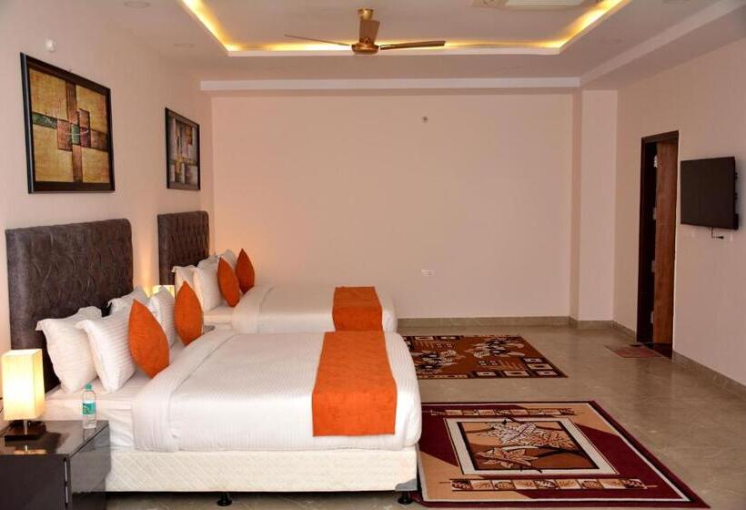 Hotel Mehandipur Residency By Tathaastu