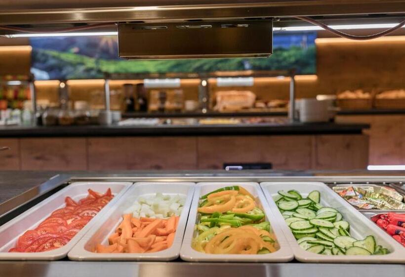 Jugendhotel Markushof Youth Hostel