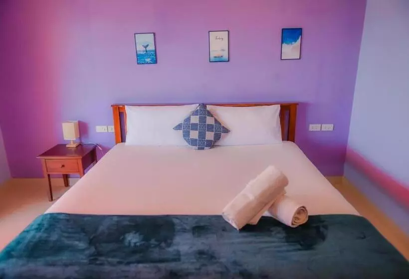 Patamnak Beach Guesthouse