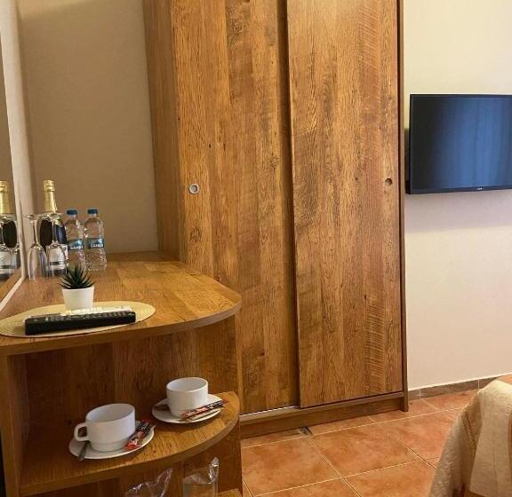 پانسیون хотел юг