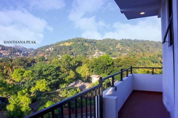 פנסיון Sesali Residence