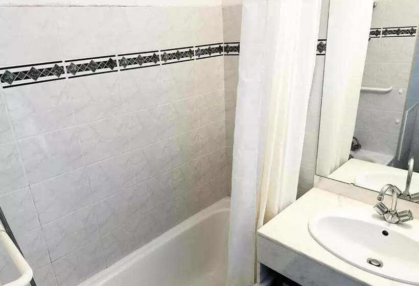 Résidence Le Boucanier   Studio Pour 4 Personnes 211