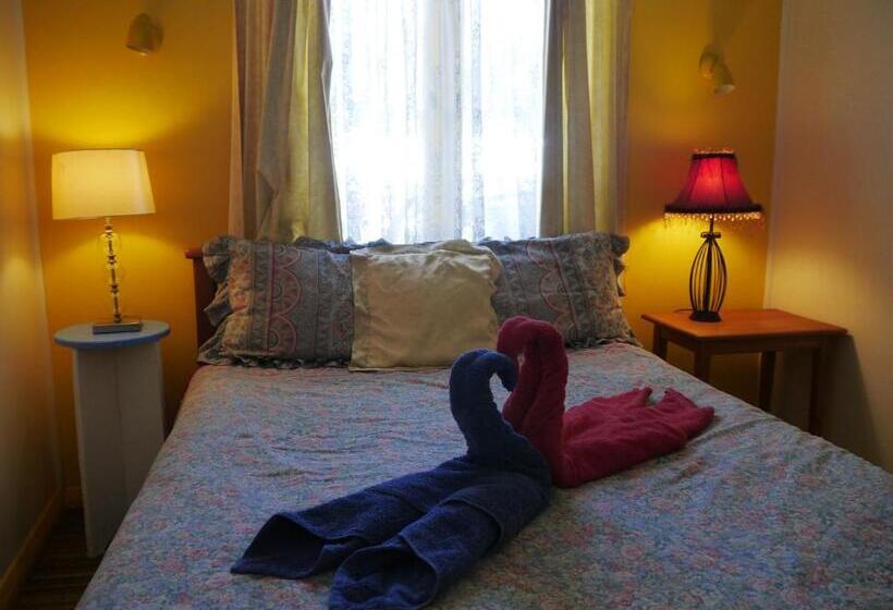 הוסטל Atlantis Backpackers