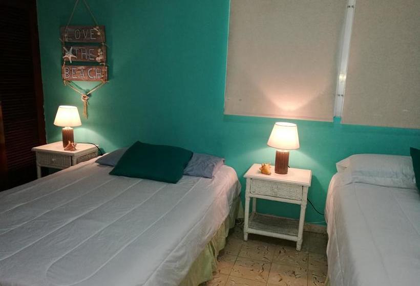 مبيت وإفطار La Perla De Farallon