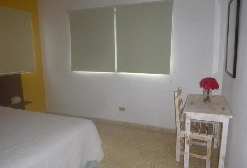 مبيت وإفطار La Perla De Farallon