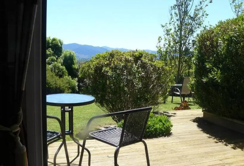 ベッドアンドブレックファースト Omaka Heights Countrystay