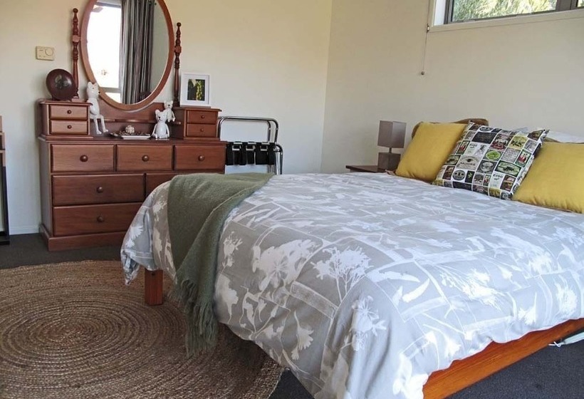 تختخواب و صبحانه Vines On Bannockburn