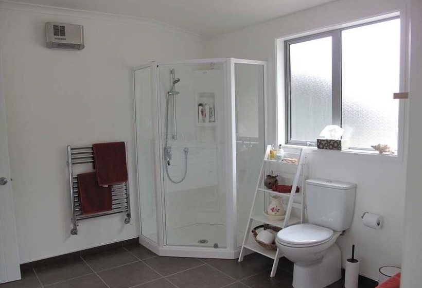 تختخواب و صبحانه Vines On Bannockburn