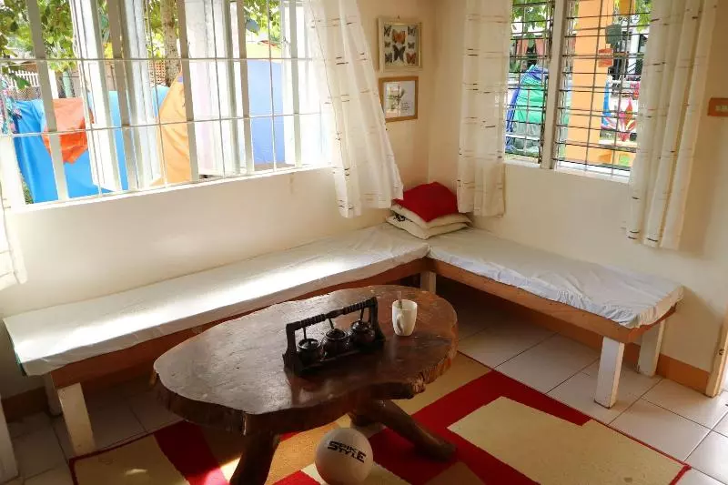 Bohol Bohemian Hostel