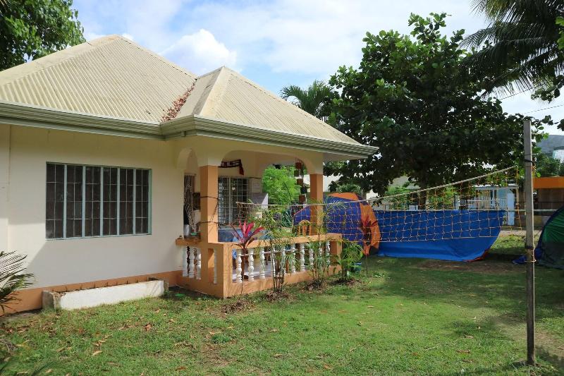 Bohol Bohemian Hostel