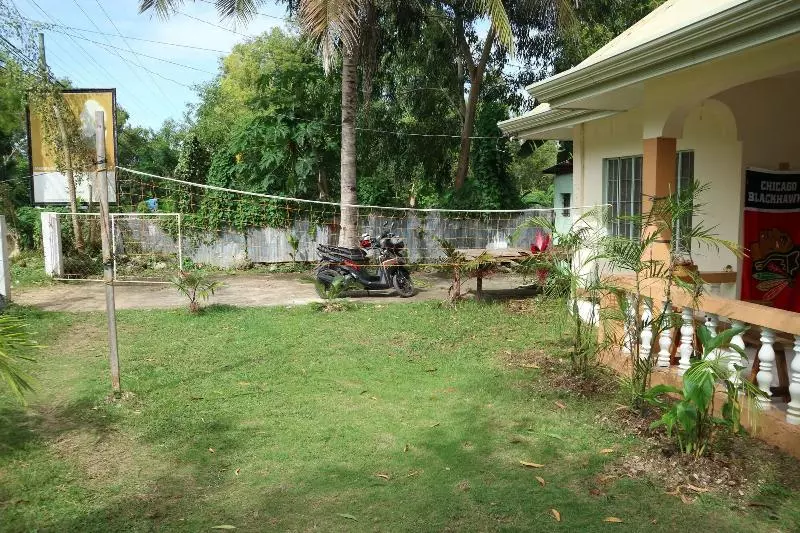 Bohol Bohemian Hostel