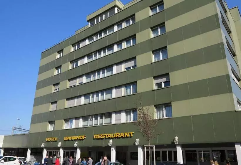 Hotelli Bahnhof