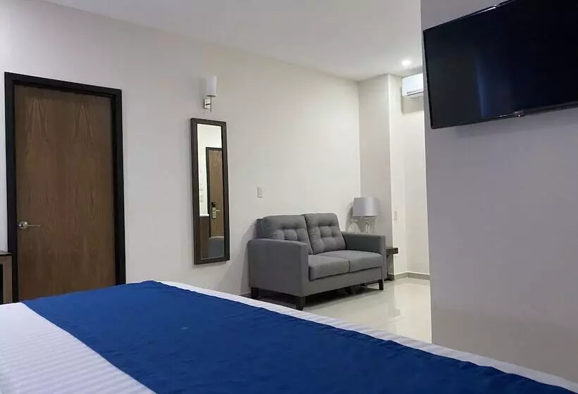 Hotelli Calzada Inn