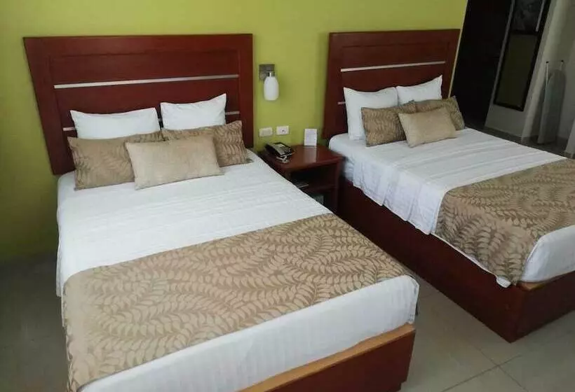 Hotelli Calzada Inn
