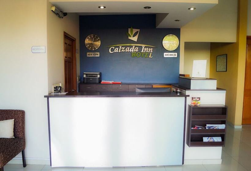 호텔 Calzada Inn