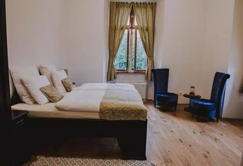 هتل Dvorec Rakičan