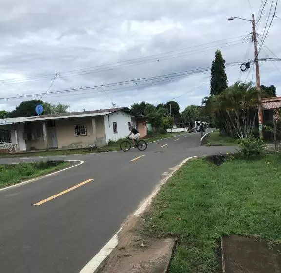 Hotelli Residencial Santa Catalina Pedasi