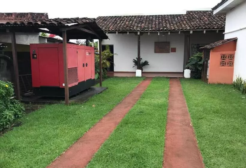 Hotelli Residencial Santa Catalina Pedasi