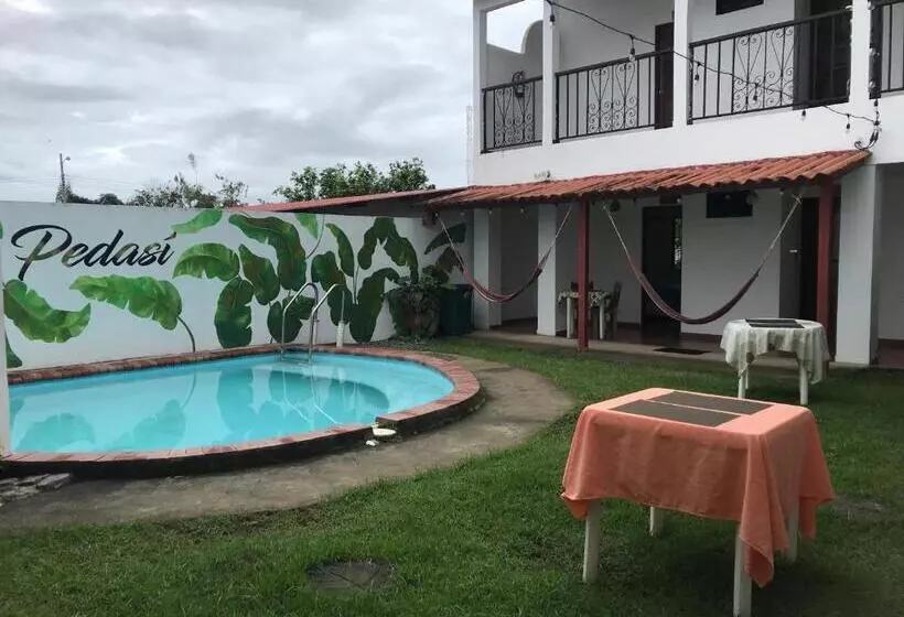 Hotelli Residencial Santa Catalina Pedasi