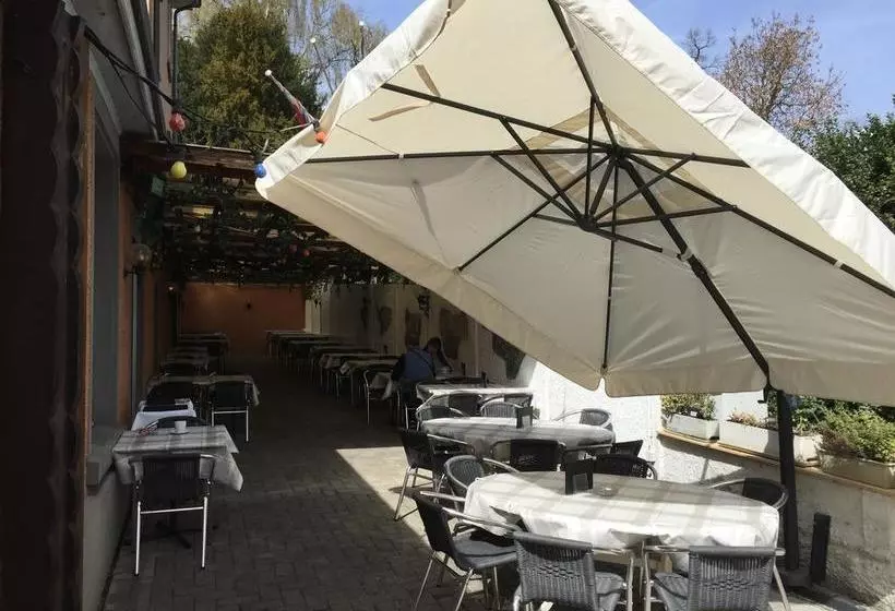 هتل Restaurant Park