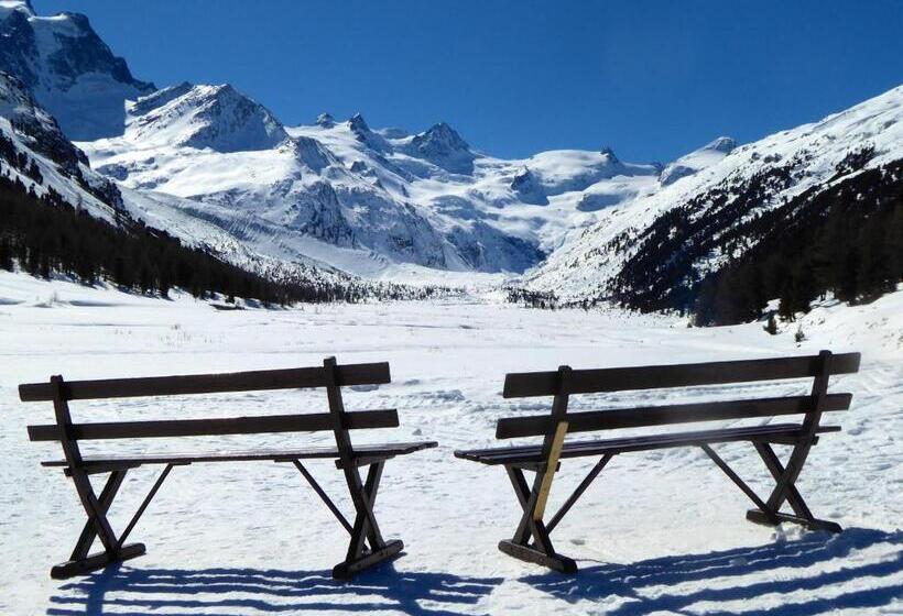 هتل Roseg Gletscher