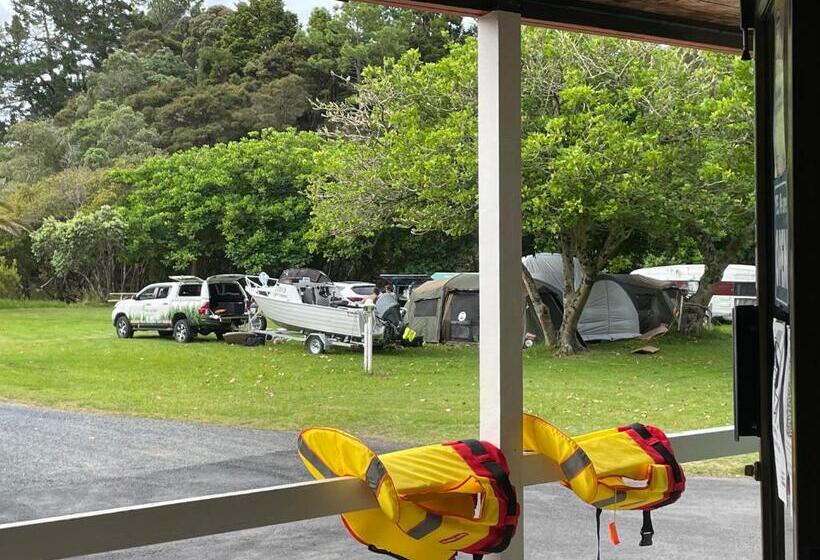 אתר נופש Haruru Falls Motel & Conference Centre