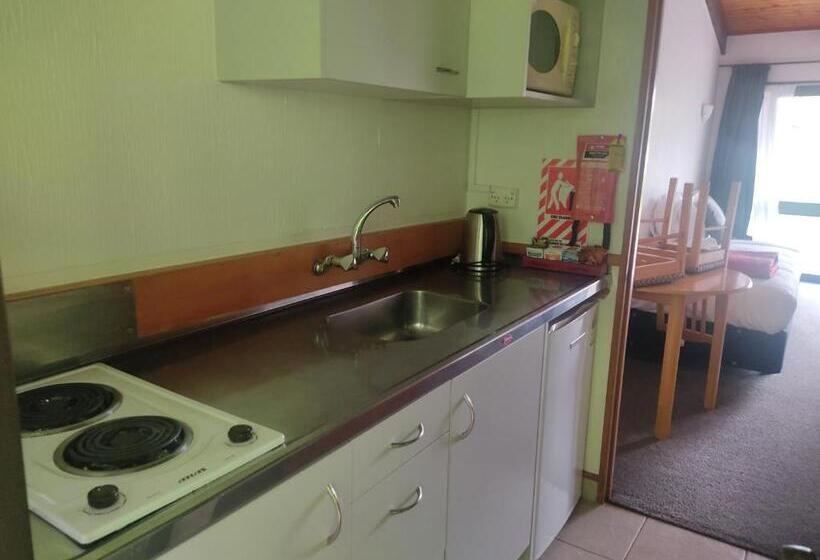 אתר נופש Haruru Falls Motel & Conference Centre