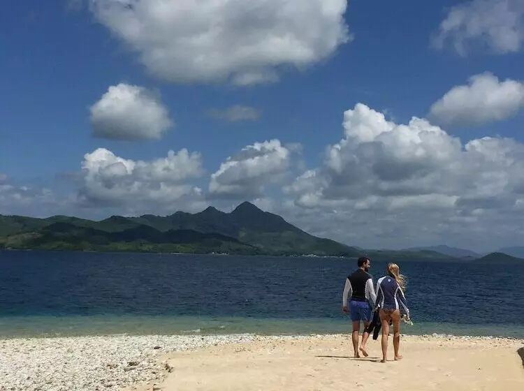 Lomakeskus Noanoa Island
