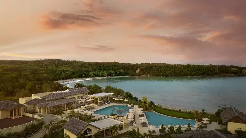 هتل Six Senses La Sagesse