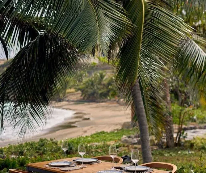 هتل Six Senses La Sagesse