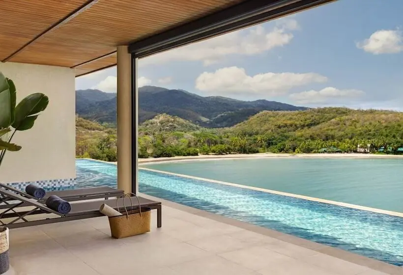 هتل Six Senses La Sagesse