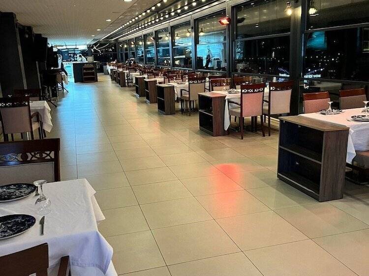 Büyük Osmani̇ye Oteli̇