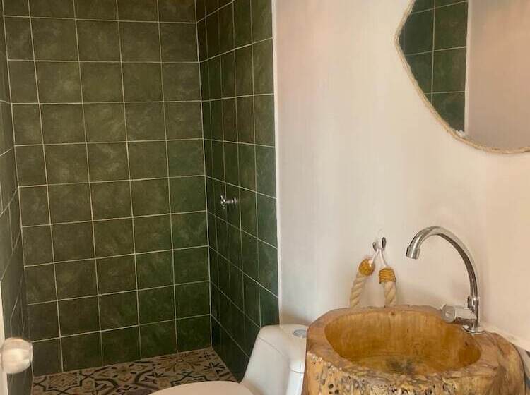 هتل Mio Mio Beach