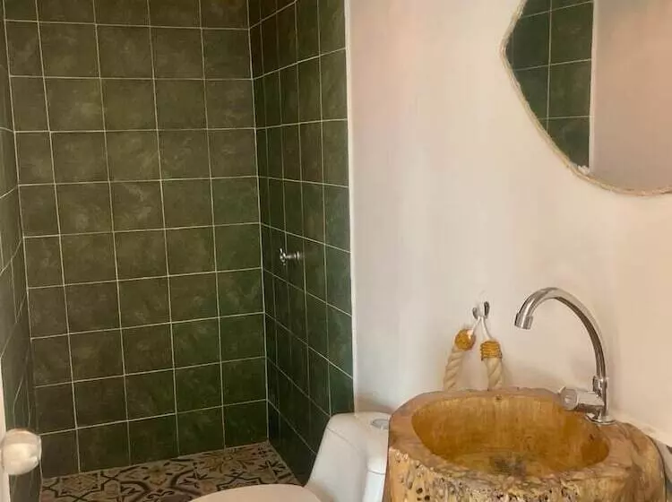 هتل Mio Mio Beach