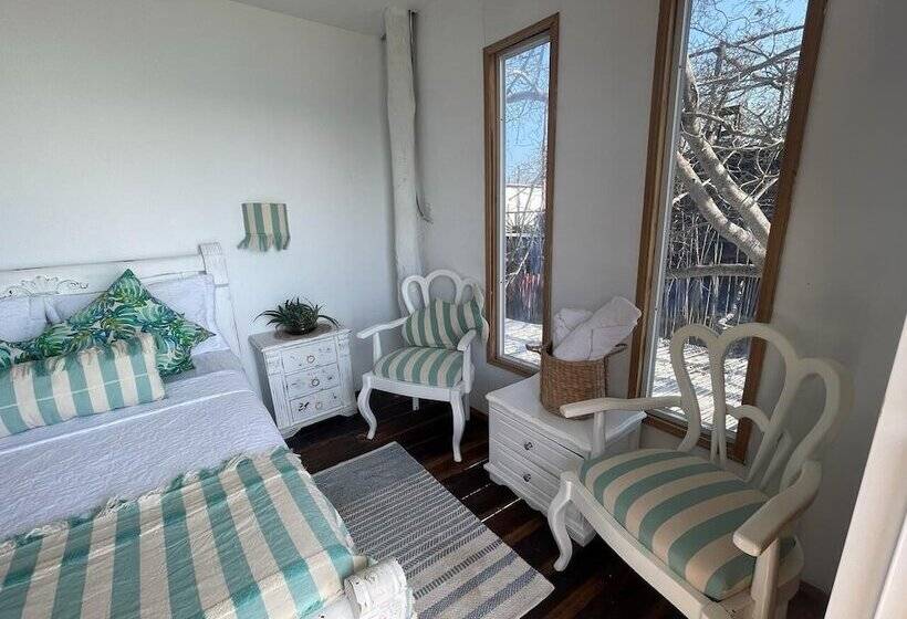 هتل Mio Mio Beach