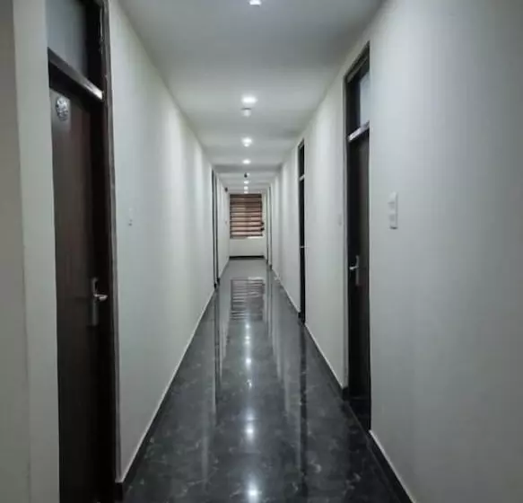 Hotelli Amritara Social Palace