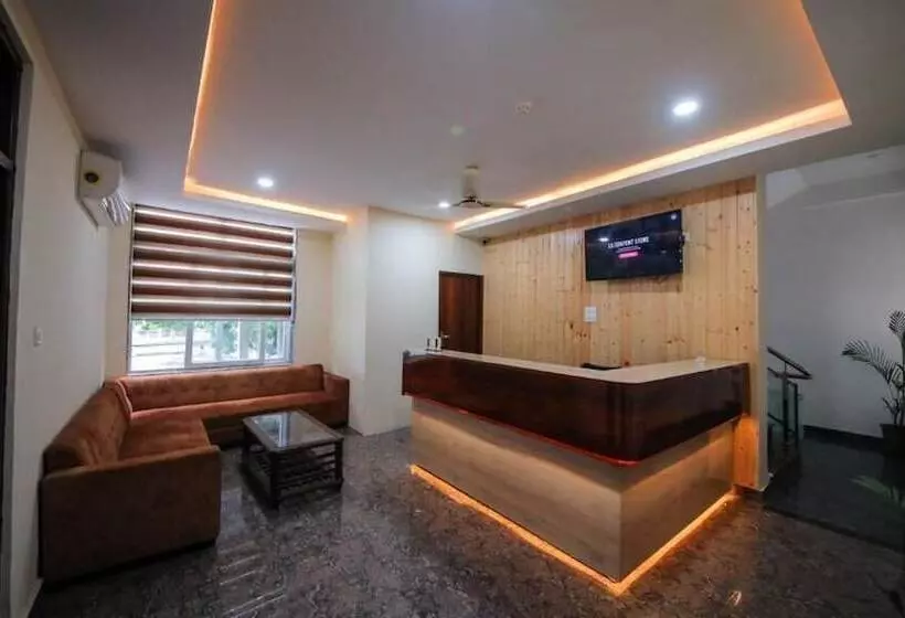 Hotelli Amritara Social Palace