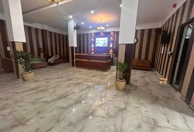 Hotelli Amritara Social Palace