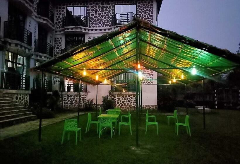 Hotel Turibari Leisure Point