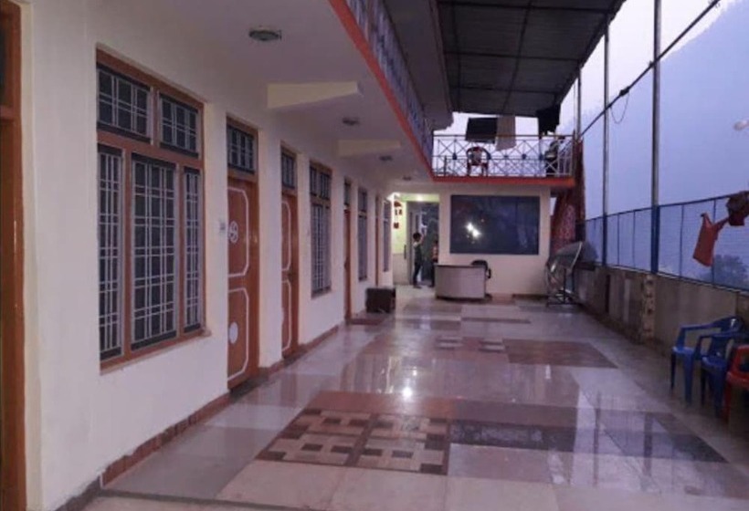 Hotelli Goroomgo Utsav Palace Uttarkashi