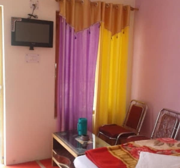 Hotelli Goroomgo Utsav Palace Uttarkashi