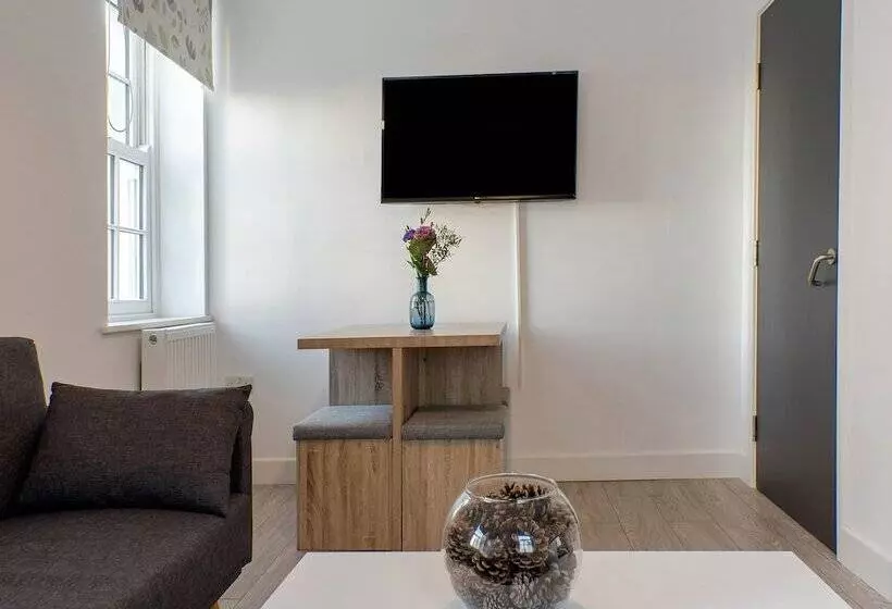 Majatalo Brunswick And Thorn