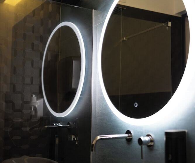 پانسیون Kreart Suite & Rooms