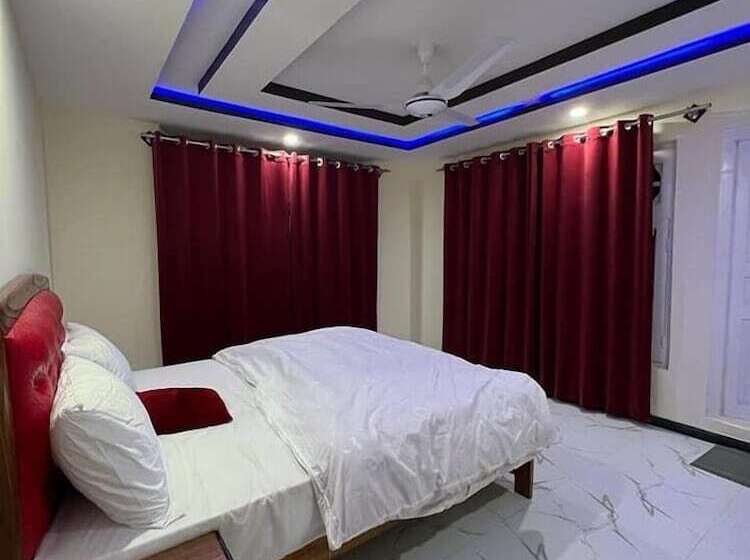 Elli's Luxus Hotel & Restaurant