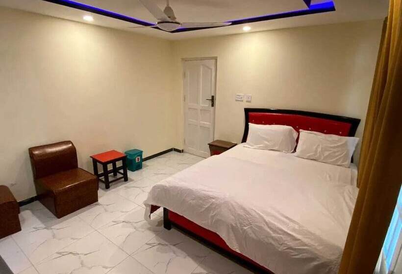 Elli's Luxus Hotel & Restaurant