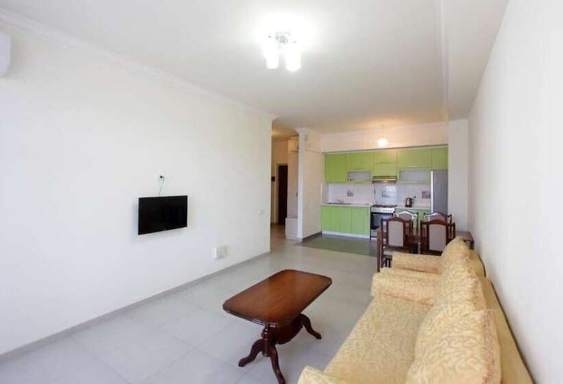 Flatsinyerevan In The City Center