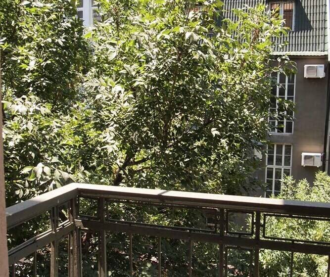 Flatsinyerevan In The City Center